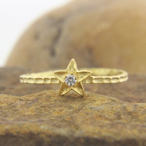 Star shape Diamond Ring in Gold, Unique Diamond Ring, Diamond Engagement Ring, Solitaire Star Shape Ring, Blessing for her, Tiny Diamond Wedding Anniversary Ring, Wedding Anniversary Rings, Ocean Inspired, Tiny Diamond, Unique Diamonds, Unique Engagement, Ring Diamond, Minimalist Rings, Ocean Inspiration