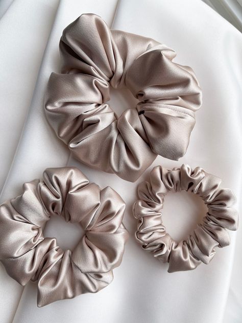 Big Scrunchies Diy, Satin Bonnet Natural Hair, Unique Scrunchies, Big Scrunchies, Small Scrunchies, Bridesmaid Satin, Bridesmaid Favors, Handmade Scrunchie, Satin Scrunchies