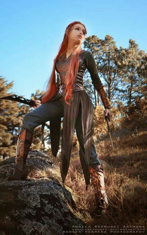 . Elf Outfit Women, Tauriel Costume, Tauriel Cosplay, Hobbit Tauriel, Lotr Cosplay, Dream Cosplay, Leather Bodice, Hobbit Movie, Dream Costume