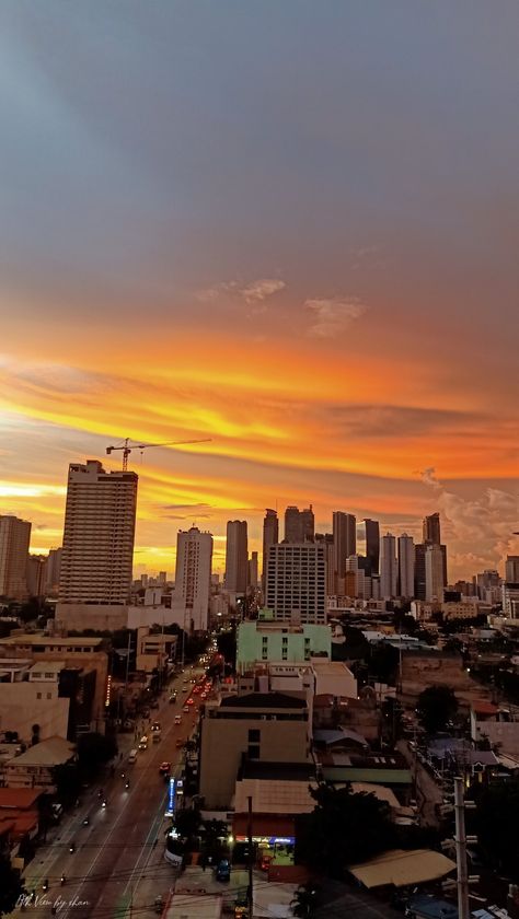 Bright Orange Sunset pasig mandaluyong Philippines Pasig City, Sunset Landscape Photography, Orange Sunset, Sunset City, Aesthetic Shop, Davao, Sunset Landscape, Bright Orange, Sunrise Sunset