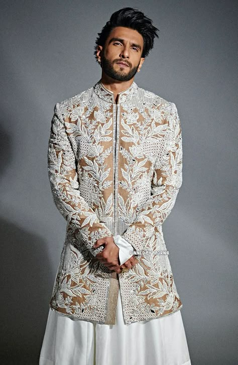 Manish Malhotra - India 🇮🇳 Groomsmen Dress, Indian Groom Dress, Indian Wedding Clothes For Men, Wedding Kurta For Men, Groom Dress Men, Haldi Outfits, Wedding Outfits For Groom, Tailored Fashion, Pop Art Fashion