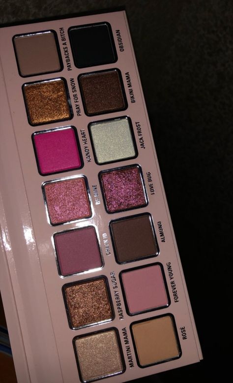 Holiday Palette - Kylie Cosmetics (Ulta Beauty 2019). Holiday Palette, Forever Rose, King Kylie, Makeup Items, Jack Frost, Beauty Room, Kylie Cosmetics, Ulta Beauty, Raspberry