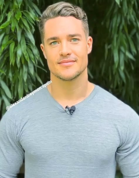 Alexander Dreymon Alexander Dreymon Photoshoot, Alexander Dreymon Wife, Male Book Characters, The Last Kingdom Series, Destiny Is All, Uhtred Of Bebbanburg, Book Character Inspiration, Alexander Dreymon, Last Kingdom