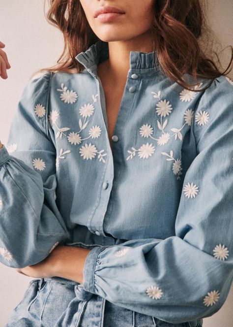 Blouse Dress Outfit, Floral Embroidered Shirt, Palm Print Dress, Scandinavian Aesthetic, Embroidered Shirts, Striped Midi Skirt, Balloon Sleeve Dress, Western Tops, Bohemian Tops