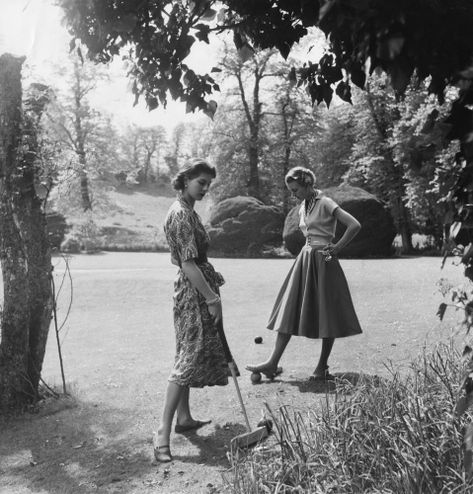 Habitually Chic®  » Sticky Wicket Croquet Party, Vintage Croquet, Pastel Academia, Vintage Garden Parties, Lawn Bowls, Vintage Gardening, Summer Printables, Cecil Beaton, 1950 Vintage