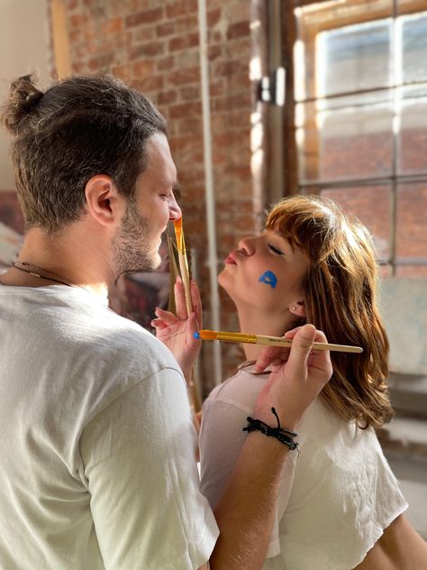 Paint Together Couple, Couple Painting Together Aesthetic, Paint Date Photoshoot, Paint Couple Photoshoot, Couple Painting Photoshoot, Couple Face Paint, Artist Couple, Dna Test Results, Pre Wedding Videos