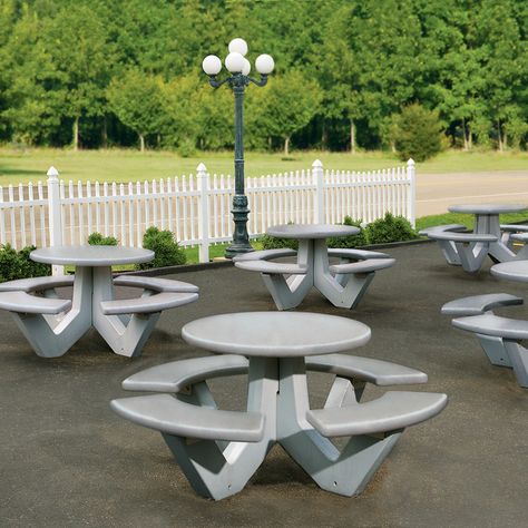 Octagon picnic table