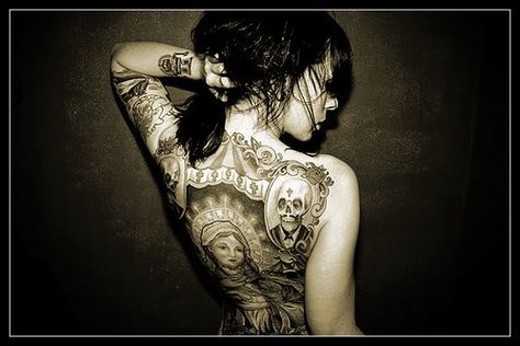 nice back. Tatted Women, Circus Tattoo, Backpiece Tattoo, Side Show, Religious Tattoos, Tattoo Photography, Hot Tattoos, Tattoos Gallery, Back Tattoos