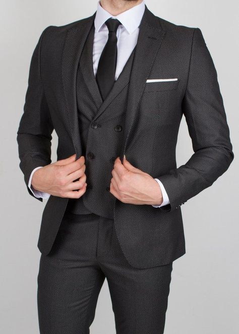 Men Blazer Outfit, Tailored Wedding Suit, Tailored Suits For Men, Wedding Suits Men Grey, Mens Suits Casual, Grey 3 Piece Suit, Vest Outfits Men, Grey Suit Men, Dark Gray Suit