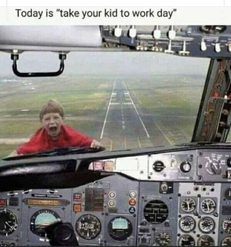 Plane Memes, Pilot Humor, Airplane Humor, Aviation Humor, Image Moto, Army Humor, Top Memes, Very Funny Pictures, Quick Jokes