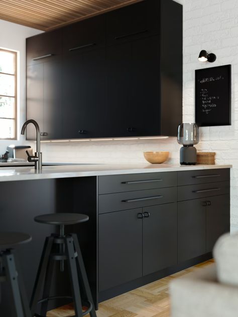 Find out about NICKEBO anthracite kitchen fronts - IKEA Anthracite Kitchen, Sektion Kitchen, Corner Base Cabinet, Pull Out Pantry, Armoire D'angle, Drawer Rails, Kitchen Guide, Kitchen System, Plastic Foil