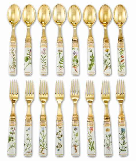 A SILVER-GILT MOUNTED ROYAL COPENHAGEN PORCELAIN 'FLORA DANICA' PART FLATWARE SERVICE Footed Cake Plate, Royal Copenhagen Porcelain, Flora Danica, Mount Royal, Catherine The Great, Danish Royal Family, Dinner Service, Soup Plating, Oval Platter