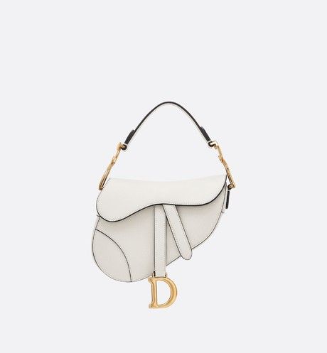 Gold Bags, Celebrity Bags, Diy Bags Patterns, Diy Bags Purses, Womens Designer Bags, Bag Women Fashion, Handbag Outfit, Celestial Necklace, Dior Fashion