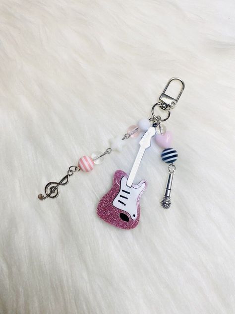 PVC guitar charm Can be used as bag charm or Keychain Total length approx 5” Dragonfly Beaded, Y2k Keychain, Guitar Keychain, Keychain Aesthetic, Birthday Basket, Cute Keychains, Beaded Keychain, Pink Y2k, Charm Keychain