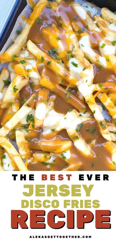 Cheesy french fries with gravy on sheet pan. Disco Fries Recipe, Late Night Snack Recipes, Late Night Snacks Easy, Disco Fries, Homemade Brown Gravy, Mac And Cheese Recipe Soul Food, Gravy Fries, What Is Healthy Food, Late Night Snack