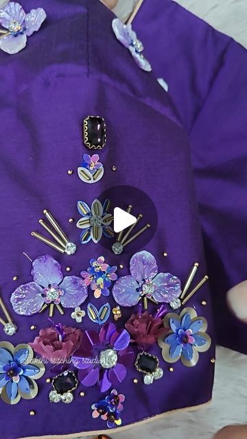 Brooch Work Design, Brooch Work Design For Blouse, Brooch Work, Brooches Work For Blouse, Brooch Blouse Design, Brooches Blouse Design Tutorial, Broches For Blouse, Simple Brooches Blouse Design, Brooch Work Blouse Design