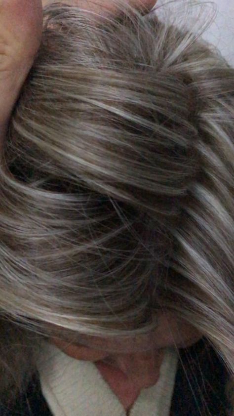 Ash Beige Highlights, Beige Highlights, Ash Beige, Grey Hair Transformation, Hair Tinsel, Fairy Hair, Hair Streaks, Short Grey Hair, Blending Gray Hair