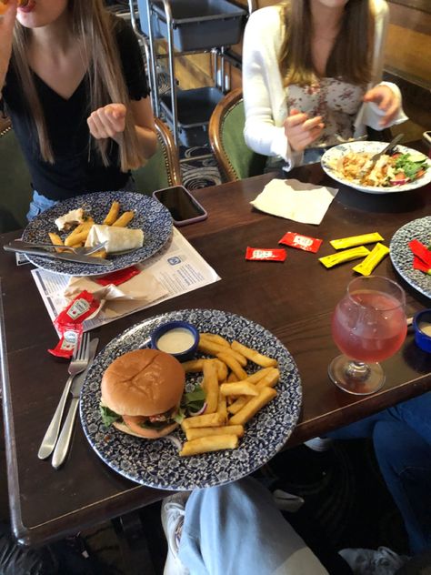 Wetherspoons Aesthetic, British Culture Aesthetic, Butlins Holidays, City Holiday, Summer Vision, 13 Birthday, Food Eating, Denim Tears, Aesthetic Friends