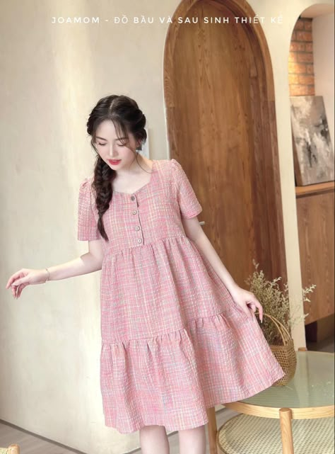 Mom To Be Dress, Cute Night Outfits, Korean Clothing Brands, Pregnancy Wear, Simple Frock, Ootd Idea, Simple Frock Design, Type Of Dress, Short Frock