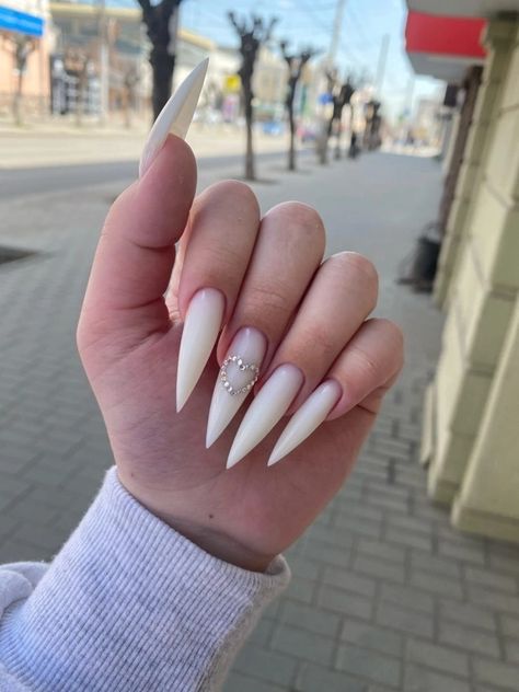 Stilleto Nails Designs, Mickey Nails, Lilac Nails, Airbrush Nails, Pointed Nails, Glow Nails, Coffin Shape Nails, Long Acrylic Nails Coffin, Luxury Nails