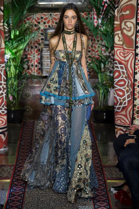 Haute Fashion, Cavalli Dress, Devon Aoki, Estilo Hippy, Mode Boho, Estilo Boho, Bohemian Dress, Spring 2017, Fashion 2017