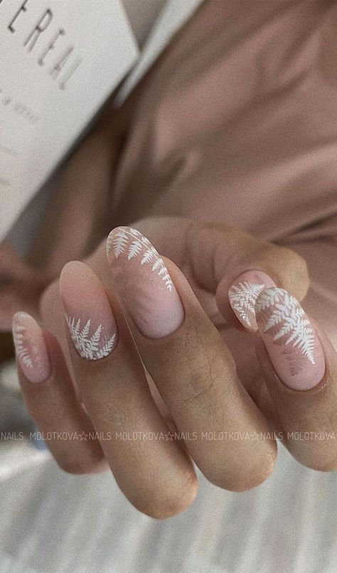 24. White Leaf Nails What do you like most in the summer?  For me, I love most about summer is able to wear not... White Leaf Nails, Nails Ideas Summer, Nails Colors Summer, Nails Acrylic Summer, Summer Nails Acrylic, Ideas Summer Nails, Leaf Nails, Summer Nails Ideas, Nails Minimalist