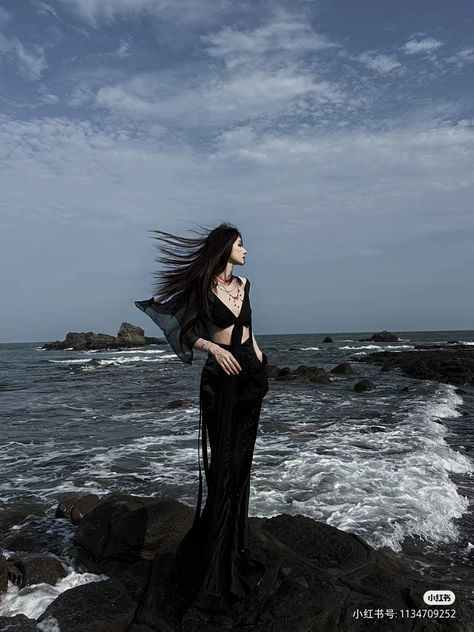 Goths At The Beach, Spooky Beach Photoshoot, Goth Beach Photoshoot, Dark Beach Outfit, Dark Siren Fashion, Gothic Beach Aesthetic, Dark Mermaid Aesthetic Outfit, Dark Beach Photoshoot, Goth Mermaid Aesthetic