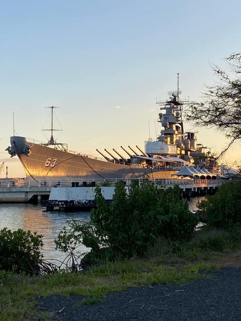 Pearl Harbor Hawaii, Destroyer Ship, Uss Iowa, Uss Missouri, Tokyo Bay, Capital Ship, Us Navy Ships, Pearl Harbor, Navy Ships