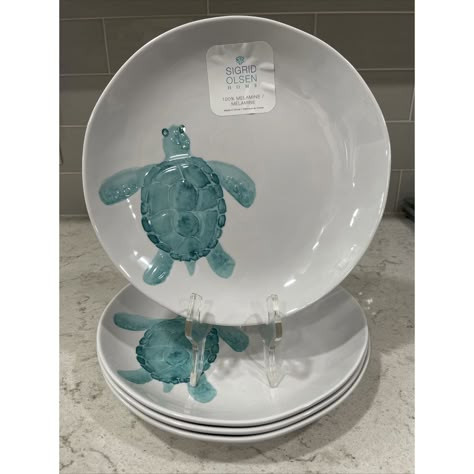 Set Of 4 Sigrid Olsen Sea Turtle Coastal Melamine 11" Dinner Plates. Bright Vivid Shades Of Blue And Green On Durable Melamine. We Have Matching 9” Salad Plate Sets Available At The Time Of This Listing And Are Happy To Combine Shipping. Wepack With Care And Ship Fast. Ocean Kitchen Theme, Ocean Themed Kitchen, Turtle Decorations, Vehicle Decor, Turtle Decor, Beautiful Butterfly Photography, House Essentials, Beachy Decor, Beach Diy