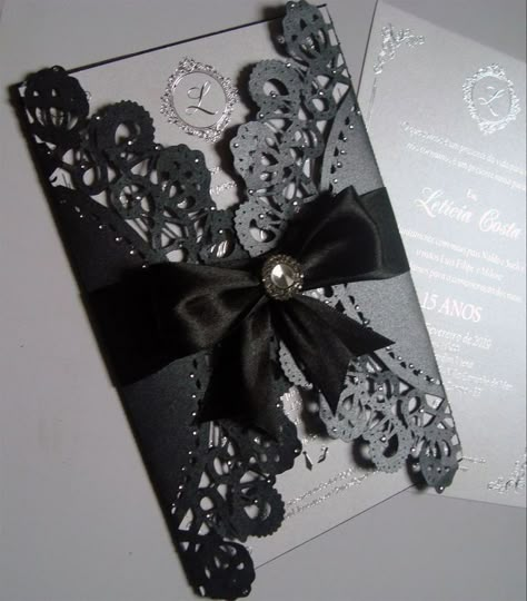 Quince Ideas Themes, Black Quinceanera Theme, Quinceñera Invitations, Christmas Sweet 16, Fleurs Art Nouveau, Quince Themes, Quinceanera Themes Dresses, Sweet 16 Themes, Masquerade Theme