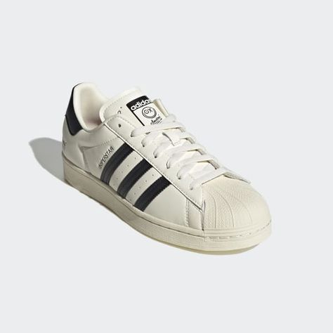 Adidas Superstar Vintage, Addias Shoes, Adidas All Star, Sneakers Adidas Superstar, Shoes Png, Adidas White Shoes, Adidas White Sneakers, Superstar Shoes, Adidas Shoes Superstar