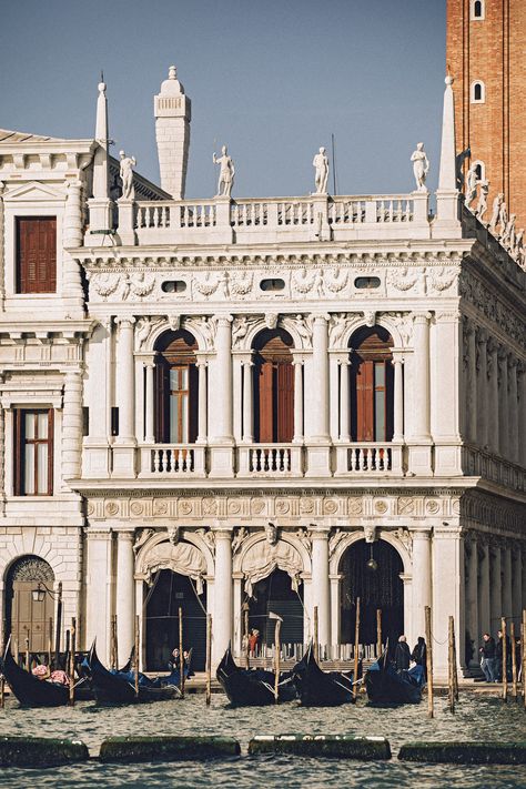 The Biblioteca Nazionale Marciana looks out from Piazza San Marco over the Grand Canal and the Giudecca Canal. Architecture Classic, Teal Wall Art, Venice Painting, Neoclassical Architecture, European Architecture, Classic Architecture, Grand Canal, Classical Architecture, Local Crafts