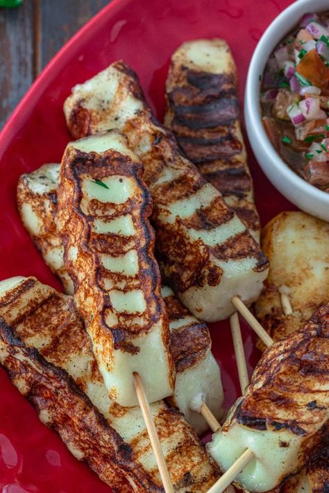 Grilled Cheese Skewers, Grilled Cheese Party Ideas, Churrasco Recipe, Cauliflower Grilled, Cheese Kabobs, Cheese Skewers, Cauliflower Grilled Cheese, Food Polls, Grilled Appetizers