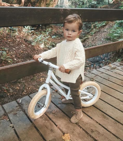 Greenberry Kids on Instagram: “Isn’t little Alf so gorgeous in our Bien A Bien cable knit jumper?? He is such a beaut! We just restocked all sizes in cream and khaki:…” Toddler Boy Fashion, Cable Knit Jumper, Baby Boy Fashion, Toddler Boy Outfits, Baby Outfits