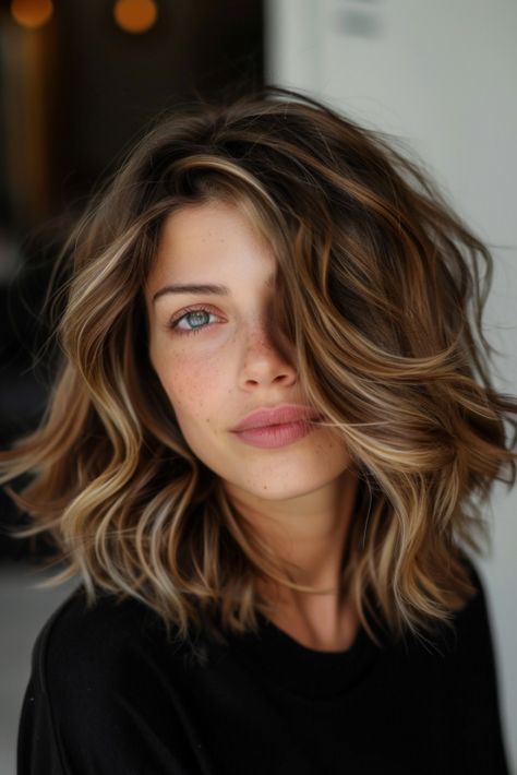 47+ Cozy Winter Hair Color Ideas for 2024 Winter Bob Hair Color, Root Beer Hair, Ash Blonde Balayage Dark, Midnight Black Hair, Deep Plum Hair, Cottagecore Hair, Dark Burgundy Hair, Edgy Hair Color, Gray Balayage