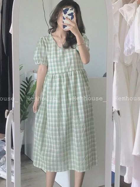 Dress Rumahan, Comfy Outfits For Home, Maternity Dress Ideas, Aurora Outfit, Tiered Dress Pattern, Artsy Dress, Cotton Night Dress, Stylish Kurtis Design