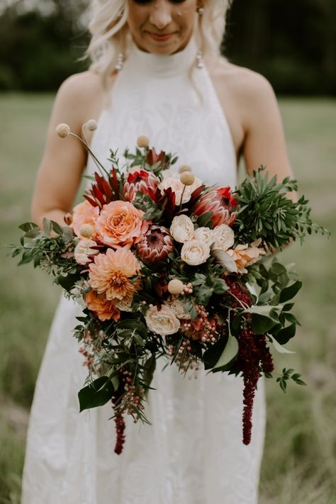 Dalia Wedding Bouquet, Mom Of The Groom Dresses, Chrysanthemum Wedding Bouquet, Orange Wedding Bouquet, Bohemian Wedding Bouquet, Rustic Spring Wedding, Gorgeous Wedding Bouquet, Spring Wedding Bouquets, Orange Wedding Flowers