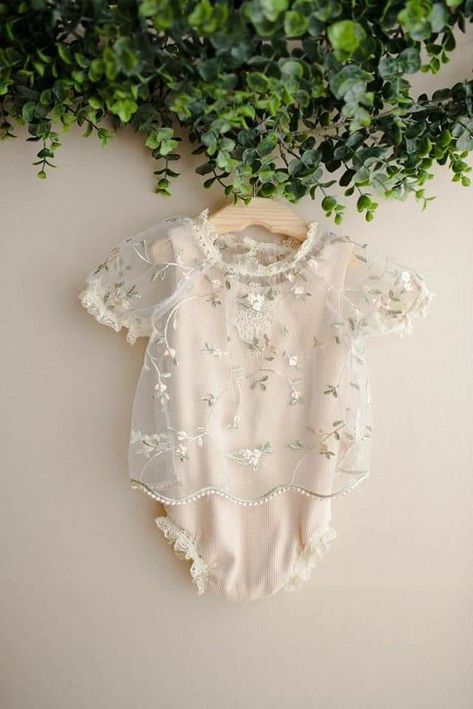 Clothes Photography, Foto Baby, Blush Rose, Newborn Photography Props, Dresses Elegant, Baby Outfits, Blush Roses