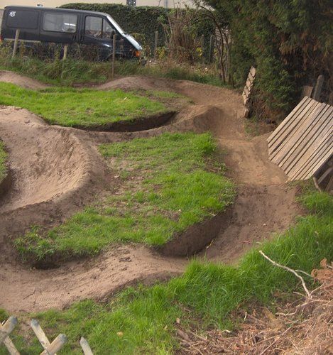 Mountain Biking Photos - Pinkbike Backyard Pump Track, Kids Bike Track, Atv Track, Bike Pump Track, Bmx Track, Dirt Bike Track, Motocross Tracks, Pump Track, Bmx Dirt