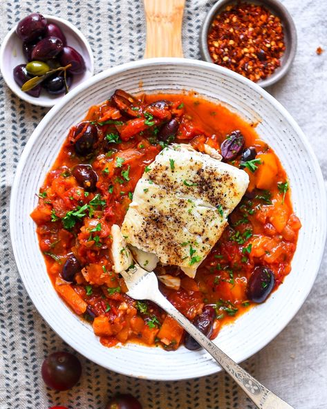 Salmon With Olives And Tomatoes, Halibut Tomato Recipes, Mediterranean Halibut, Poached Halibut, Stew With Tomatoes, Alpha Gal, Poached Fish, Fish Dinner Recipes, 2024 Recipes