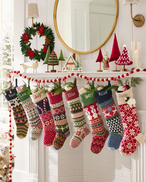 Hanging christmas stockings