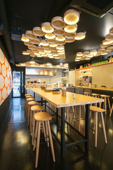 Ramen Ideas, Bao Bar, Noodle Rolls, Vietnam Restaurant, Japanese Restaurant Interior, Asian Bistro, Noodle House, Industrial Cafe, Hotel Lobby Design