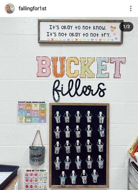 Bucket Filler Classroom Display, Classroom Bucket Fillers, Bucket Filler Classroom Management, Bucket Filler Bulletin Board, Flexible Seating Kindergarten, Simply Safari, Elementary Classroom Ideas, Preschool Classroom Layout, Tk Classroom