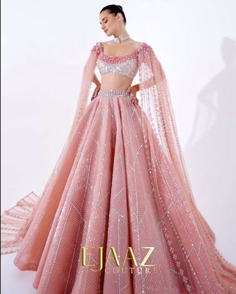 Wedding Lehenga For Grooms Sister, Plane Lehenga, Lehnga For Grooms Sister, Lehenga For Engagement The Bride, Reception Look For Bride Sister, Sagan Outfits, Pastel Shades Lehenga, Reception Outfit For Bride Sister, Wedding Outfit For Brides Sister