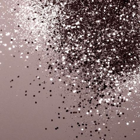 Glamorous Wallpaper, Glitter Wallpaper Iphone, Sparkle Aesthetic, Ios Apple, Sparkle Wallpaper, Wallpaper Sky, Rose Gold Wallpaper, Iphone Wallpaper Glitter, Iphone Backgrounds