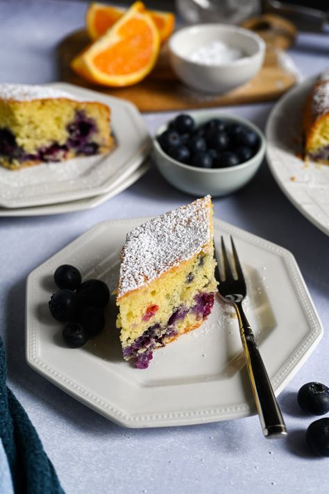 Blueberry Almond Cake, Dairy Free Coffee, Blueberry Picking, Blueberry Coffee, Walnut Cake, Freshly Squeezed Orange Juice, Almond Cake, Almond Flavor, Chocolate Zucchini