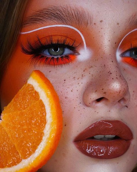 ColourPop Cosmetics (@colourpopcosmetics) added a photo to their Instagram account: “are you orange juice🍊 or lemonade 🍋? wearing: Yes Please palette + Orange You Glad palette -…” Orange Fruit Makeup Looks, Orange Theme Photoshoot, Orange Fruit Makeup, Orange Aesthetic Makeup, Fruit Inspired Makeup, Orange Lashes, Coloured Makeup, November Photoshoot, Fruit Makeup