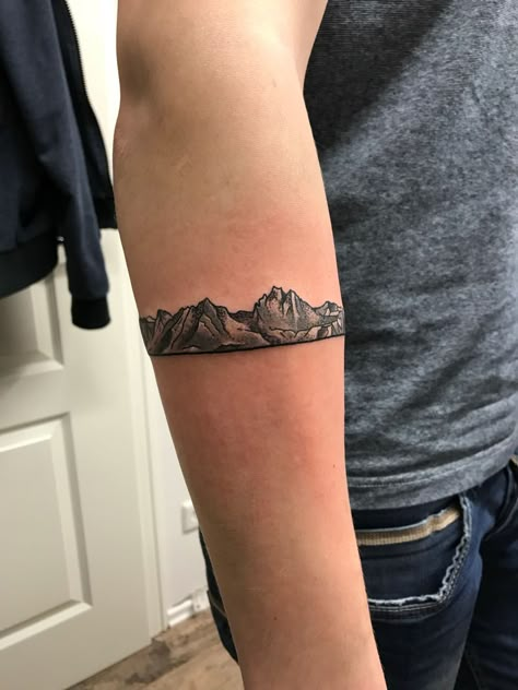 Mountain Range Band Tattoo, Mountain Range Arm Band Tattoo, Arm Ring Tattoo Men, Mountain Band Tattoo, Shane Tattoo, Mountain Range Tattoo, Nature Tattoo Sleeve, Self Love Tattoo, Band Tattoo Designs