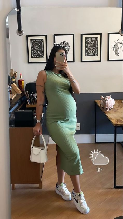 Maternity Chic Spring, Pregnant Casual Outfits, Pregnancy Dress Outfits, Summer Pregnancy Fashion, Casual Pregnancy Outfits, Pregnancy Outfits Casual, Stellenbosch University, Summer Pregnancy Outfits, Prego Outfits