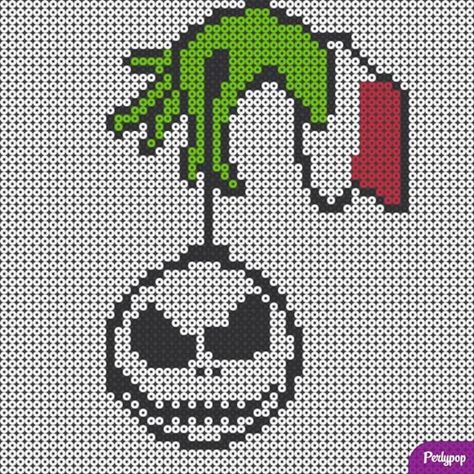 Grinch Perler Bead Patterns, Grinch Pixel Art, Grinch Cross Stitch, Cross Stitch Letter Patterns, Christmas Perler Beads, Diy Perler Bead Crafts, Cross Stitch Letters, Pixel Crochet, Graph Paper Art